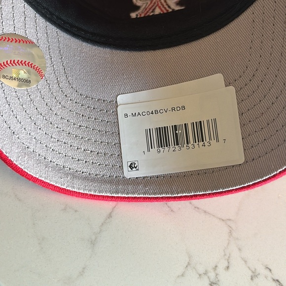 Angels baseball hat - Picture 2 of 4